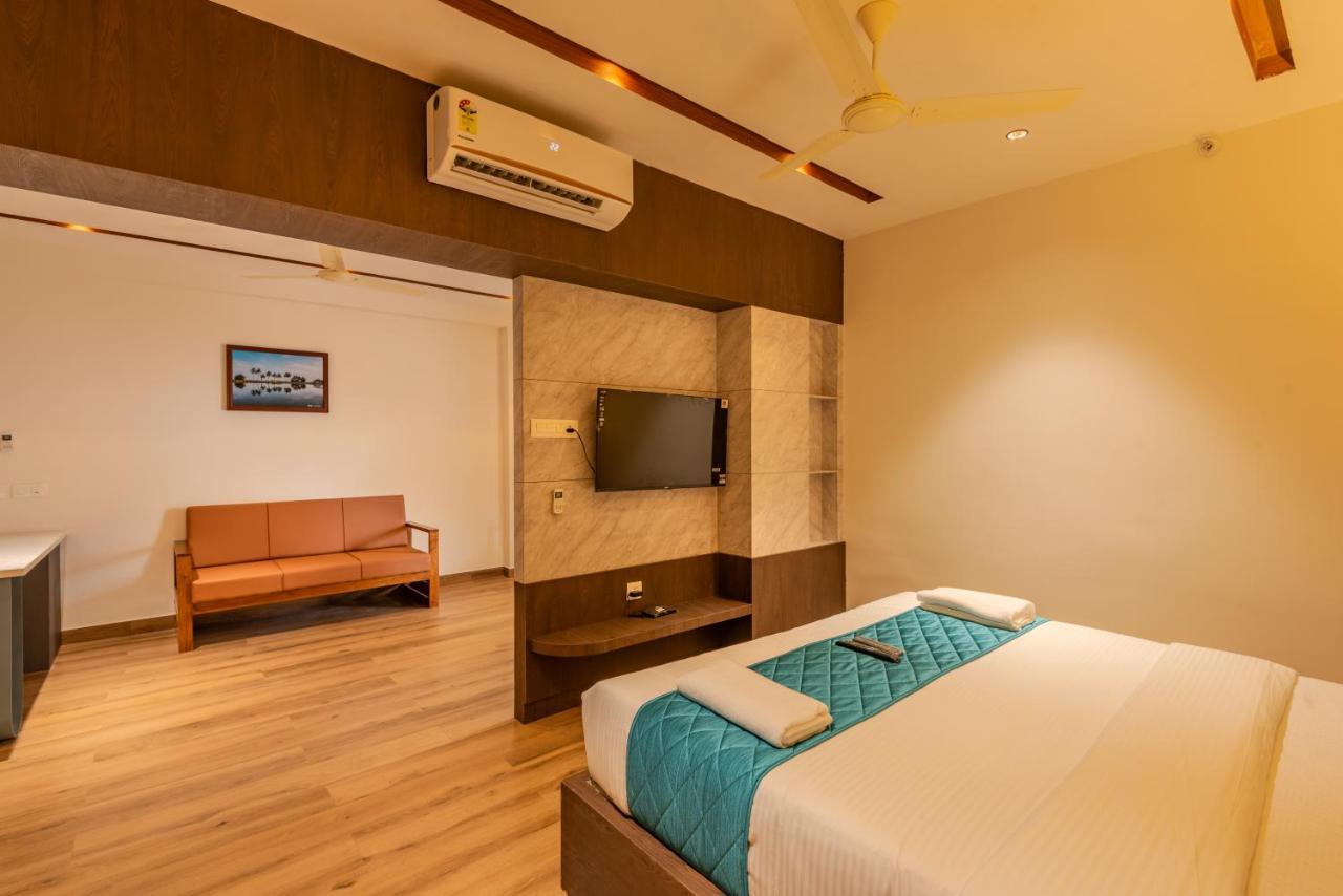 Hotel Stay Bella Кожикоде Екстер'єр фото