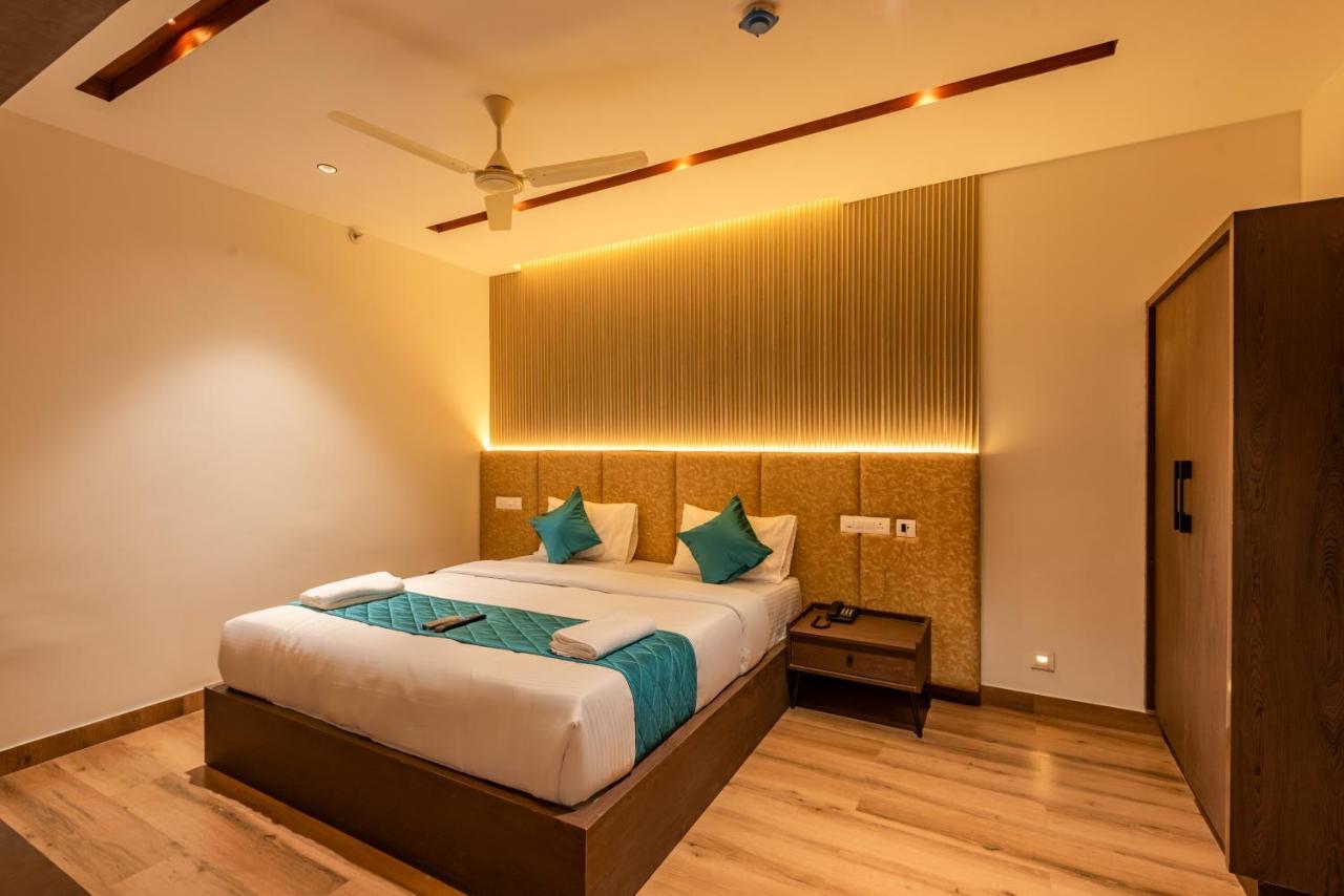 Hotel Stay Bella Кожикоде Екстер'єр фото
