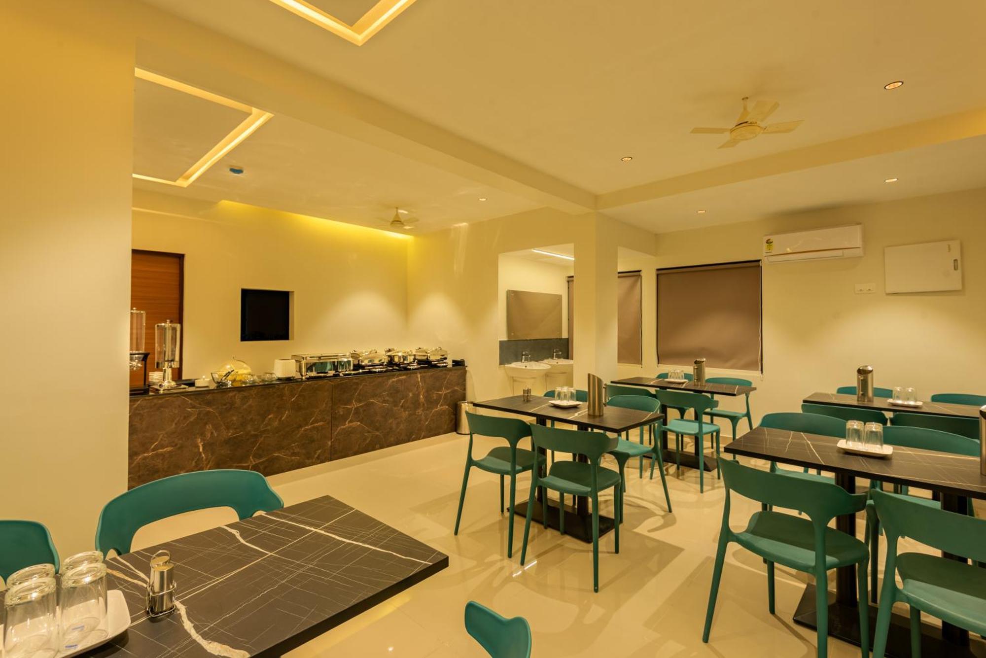 Hotel Stay Bella Кожикоде Екстер'єр фото
