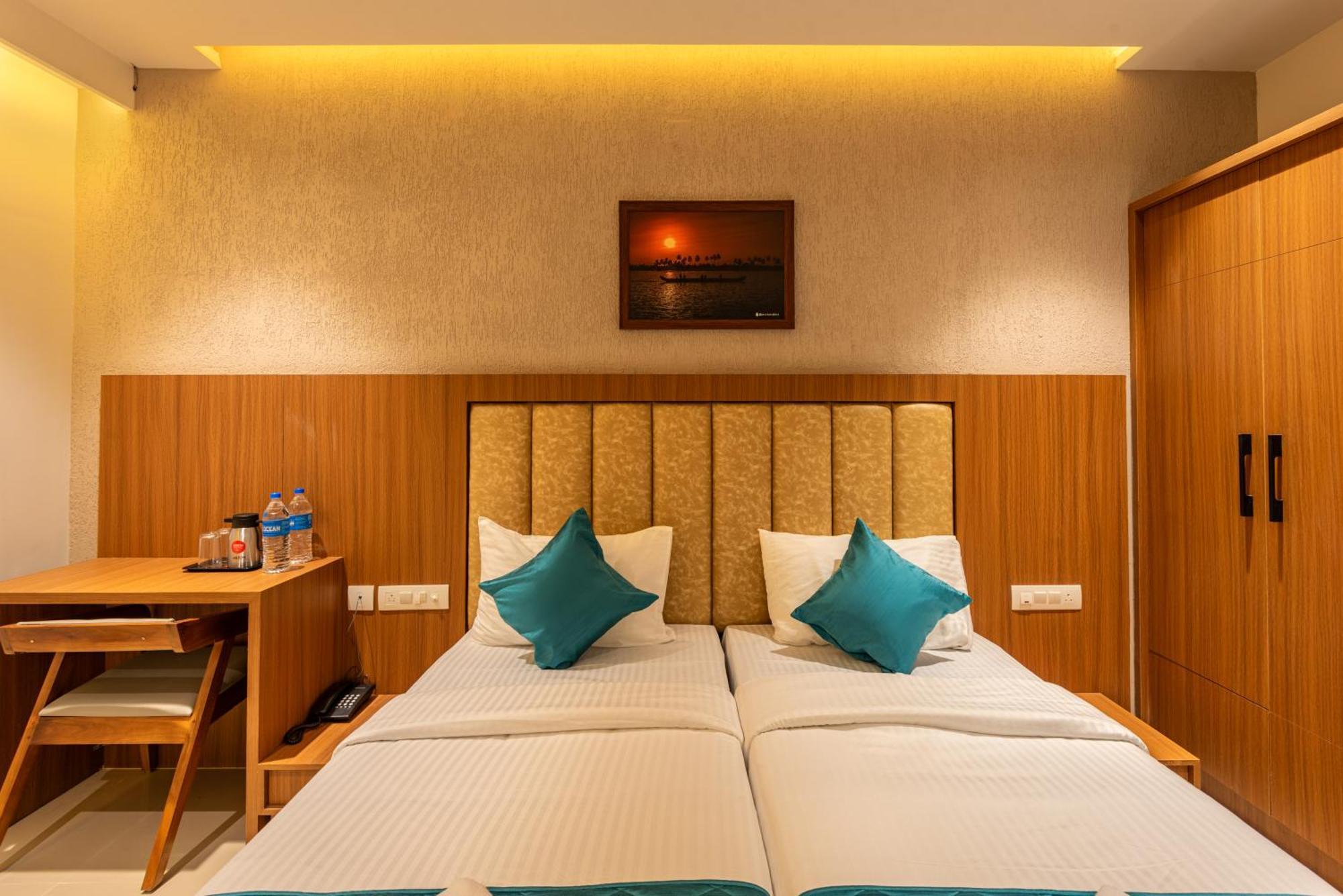 Hotel Stay Bella Кожикоде Екстер'єр фото